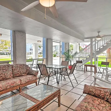 Ground Floor Unit 10 Miles To Myrtle Beach